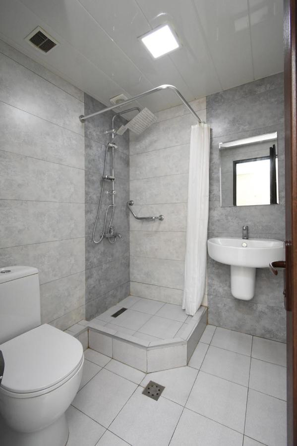 יירבאן Cozy Apartment Near To The Metro H Kochar 19 מראה חיצוני תמונה
