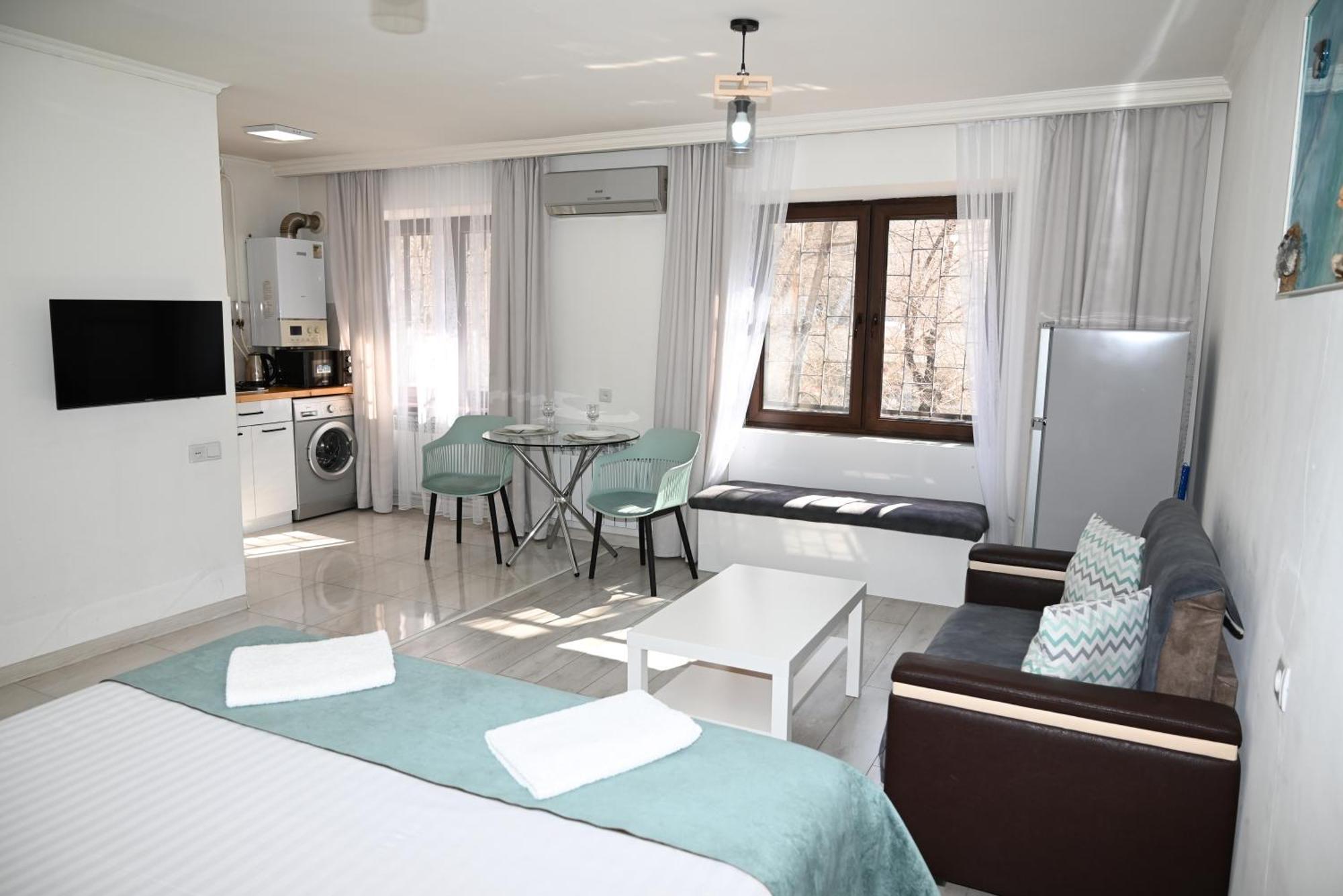 יירבאן Cozy Apartment Near To The Metro H Kochar 19 מראה חיצוני תמונה