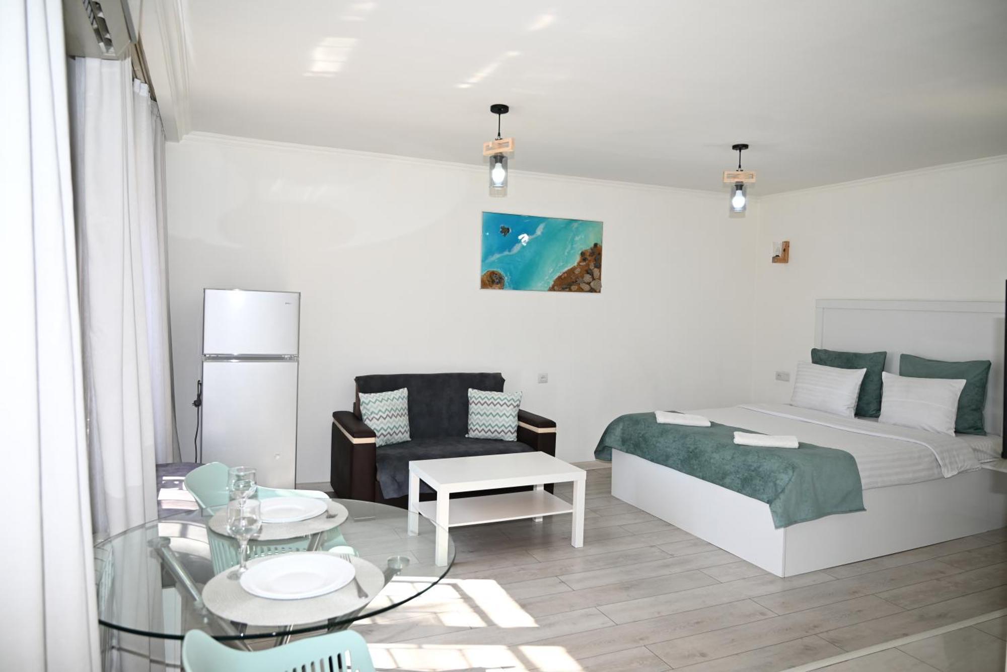 יירבאן Cozy Apartment Near To The Metro H Kochar 19 מראה חיצוני תמונה